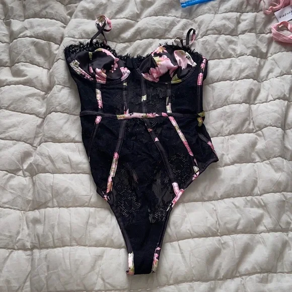 For Love and Lemons Melrose Bodysuit NWT